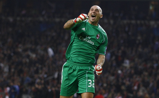 阿贾克斯今晨单刀错失,志在欧篮联名次提升,更衣室稳定,训练强度明显提升(范德萨阿贾克斯) 阿贾克斯今晨单刀错失,志在欧篮联名次提升,更衣室稳定,训练强度明显提升(范德萨阿贾克斯)